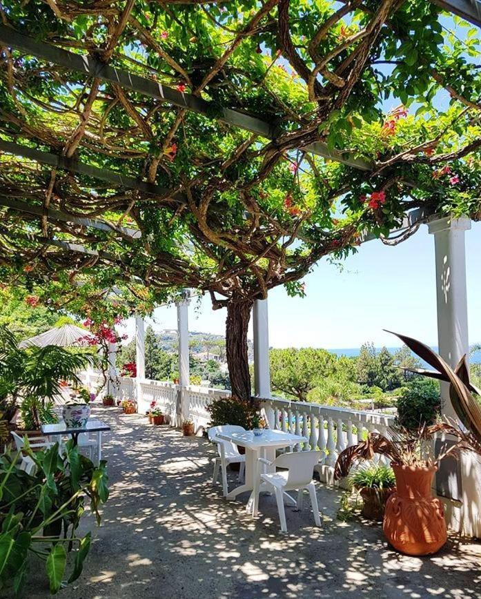 Hotel Parco Conte Casamicciola Terme Bagian luar foto